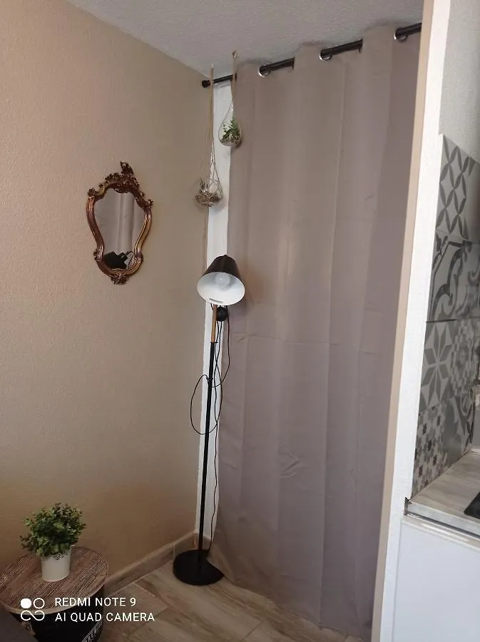 Appartement studio climatisé, 50 m de la prom, Wifi Nice